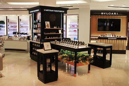 Бренд-зона L`ARTISAN PARFUMEUR