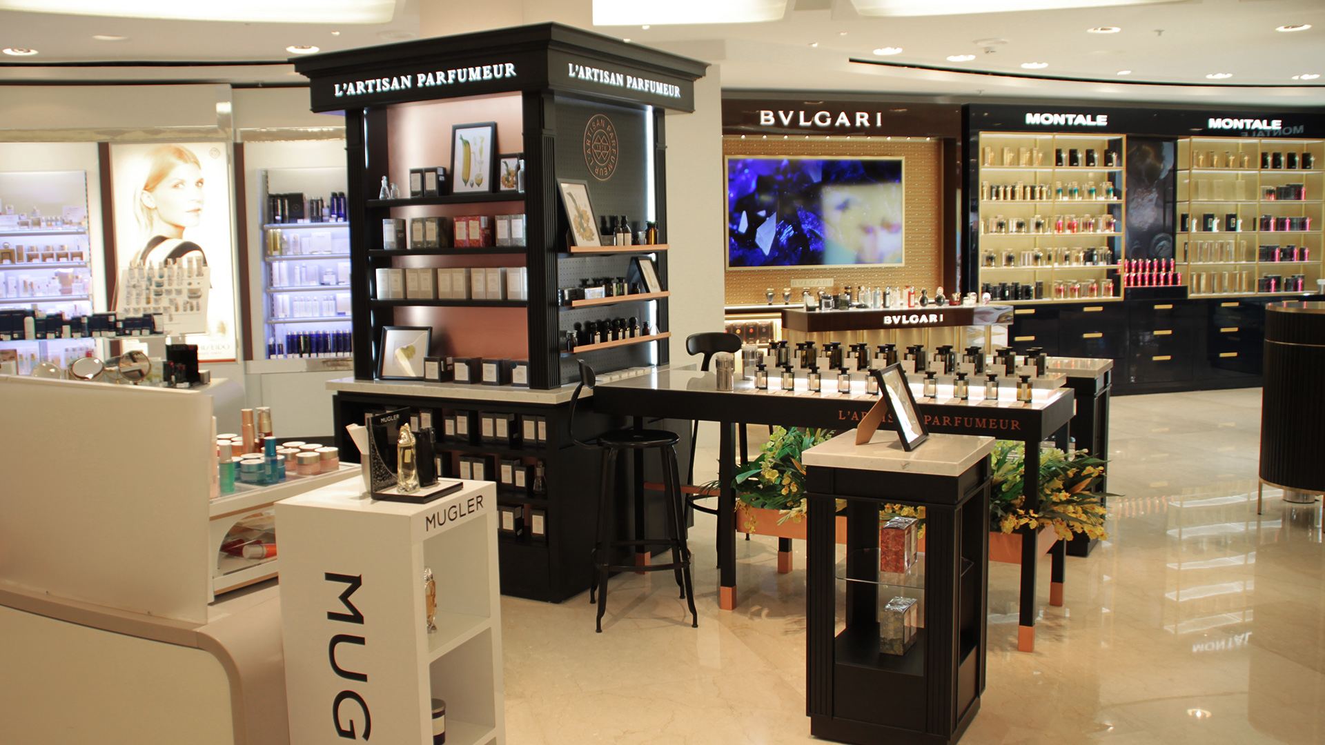 Бренд-зона L`ARTISAN PARFUMEUR